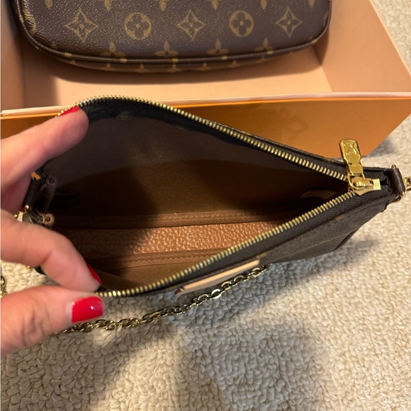 LV Multi Pochette 🔥SOLD🔥 - Picture 8 of 11